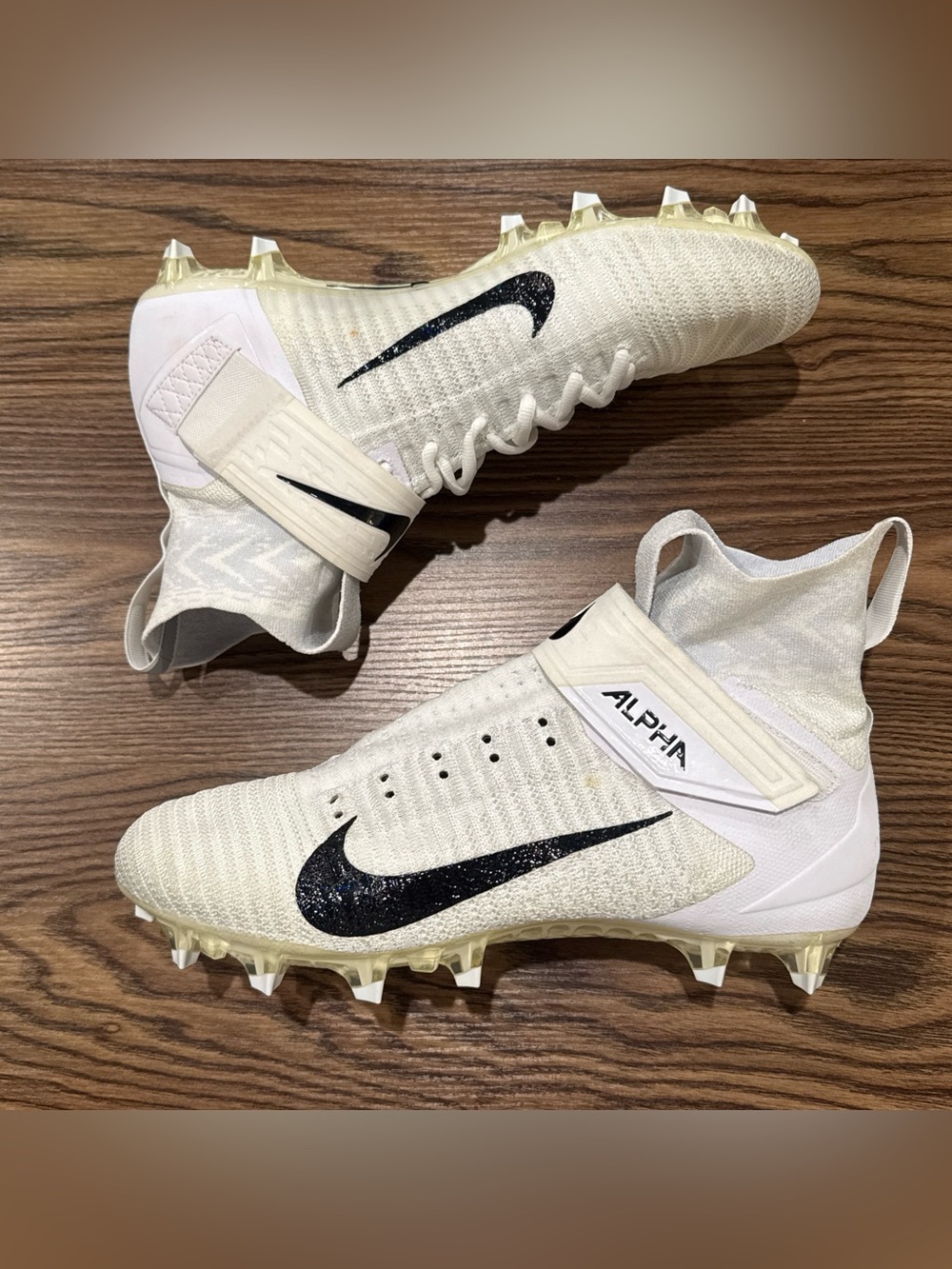 Nike Alpha Menace Elite 2 Size 12.5 Football Cleats White/Black AO3374-101